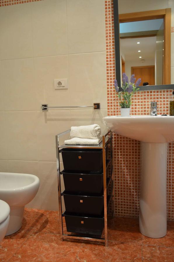 Apartamentos Antares Milladoiro Exterior foto